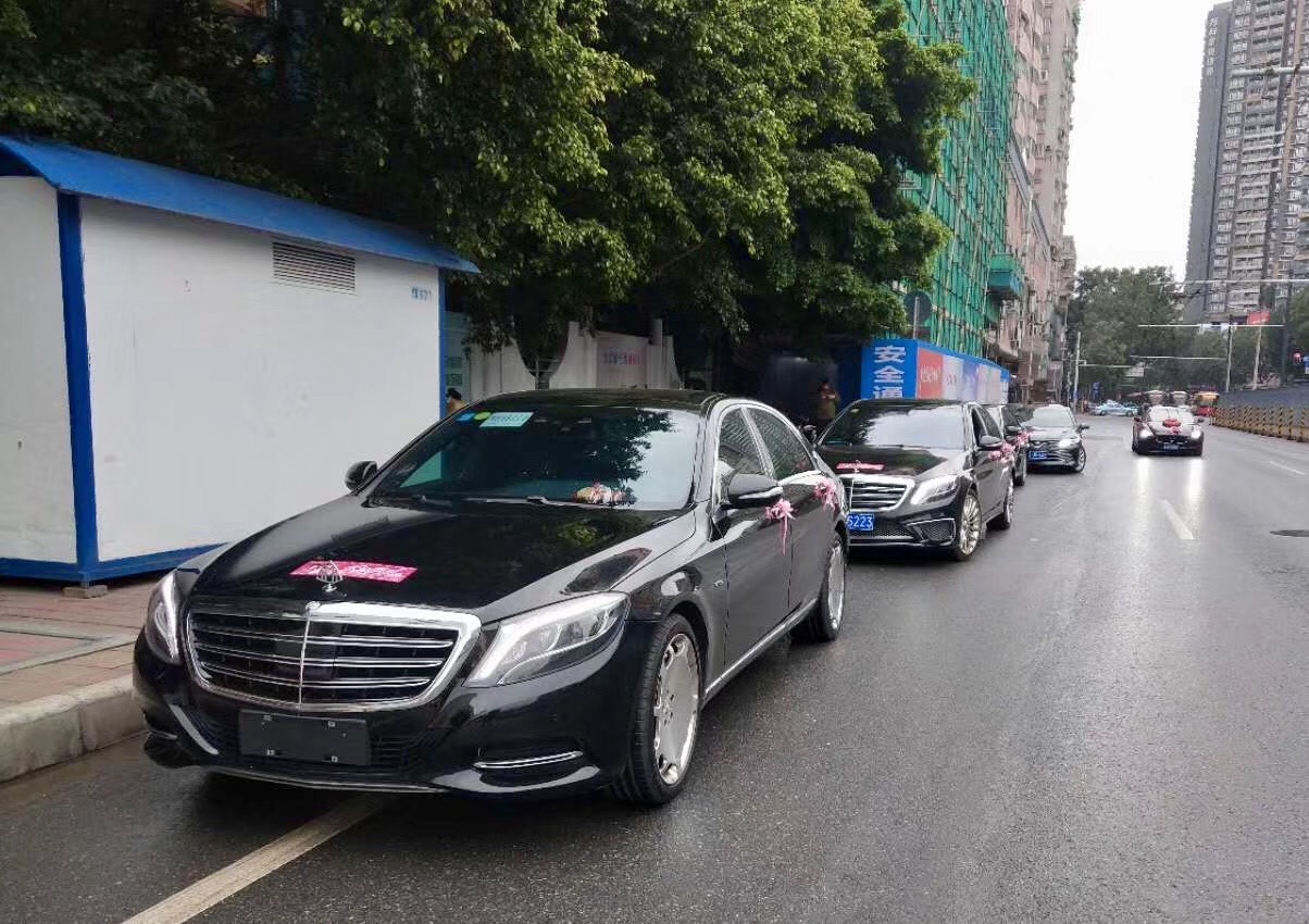 奔馳S400