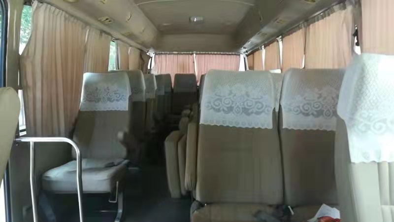 中巴22座內(nèi)飾